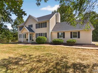 2460 Country Pointe Ln, Wentzville, MO 63385