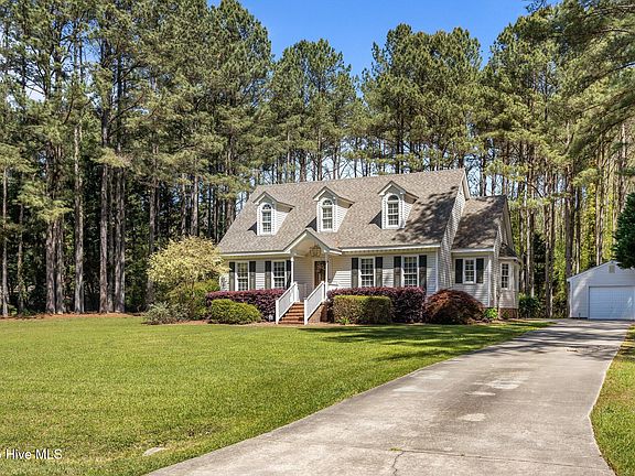 2nd image of 1870 Rolling Acres Drive
