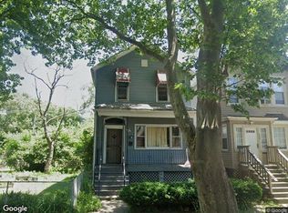 7625 S Dante Ave, Chicago, IL 60619