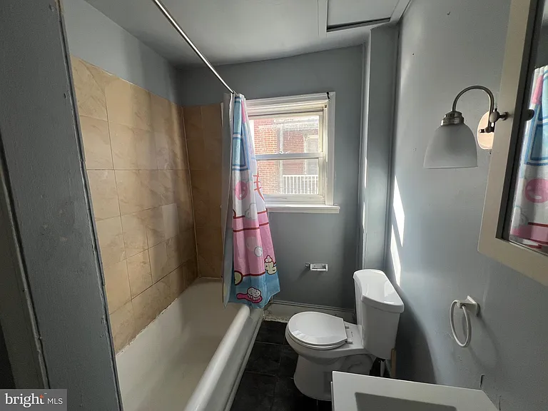 1705 Harrison St #2 — Photo 4