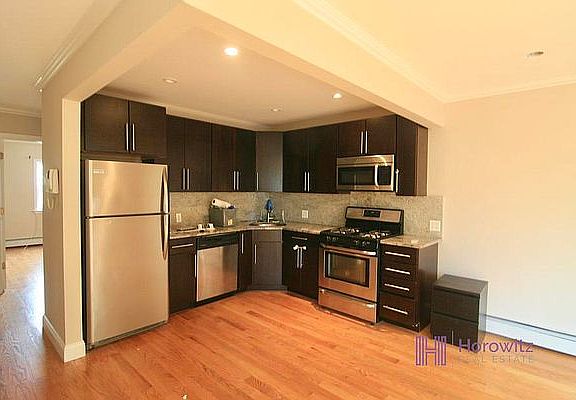 3rd image of 20-13 35th St #2