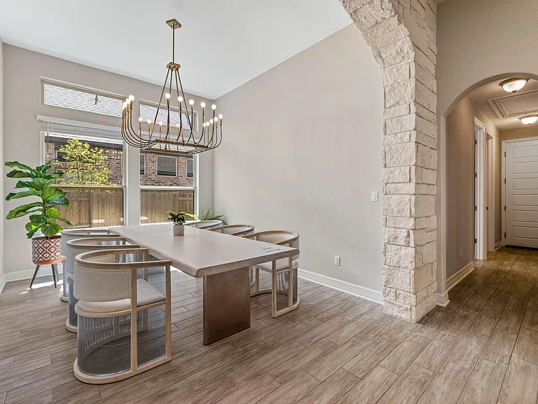 4205 Lynette Ln — Photo 13