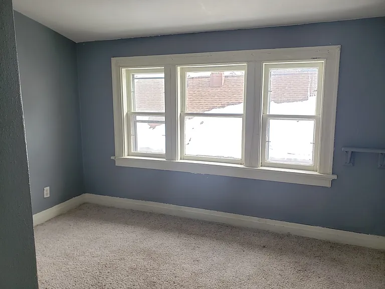 204 Ruder St — Photo 11