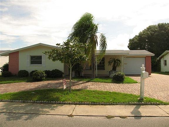 2nd image of 3252 Brookfield Dr