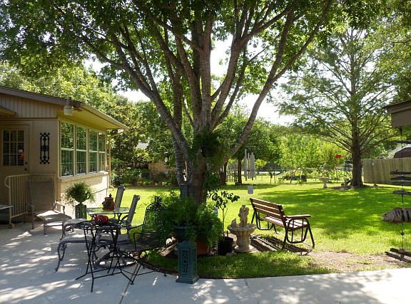 3rd image of 1509 Heather Ln