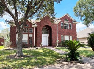 105 Crimson Bay Dr, League City, TX 77573