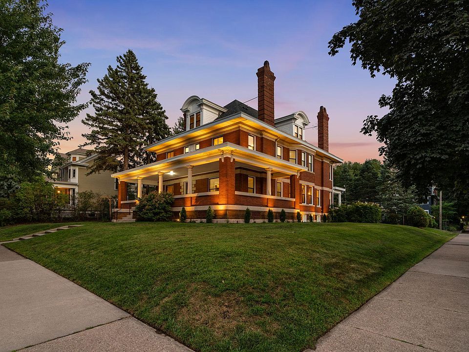 1st image of 794 Lincoln Ave