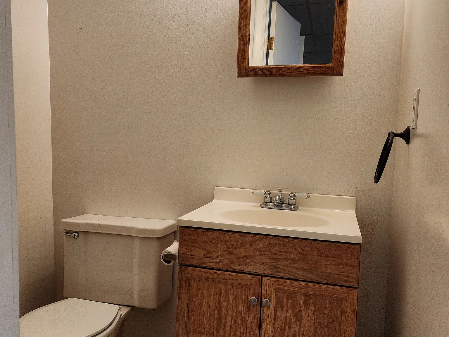 Studio, 256 sqft, $550 — Photo 3