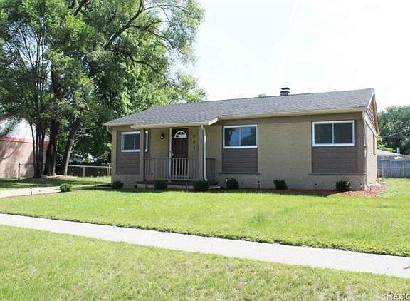 2nd image of 661 Oswego Ave
