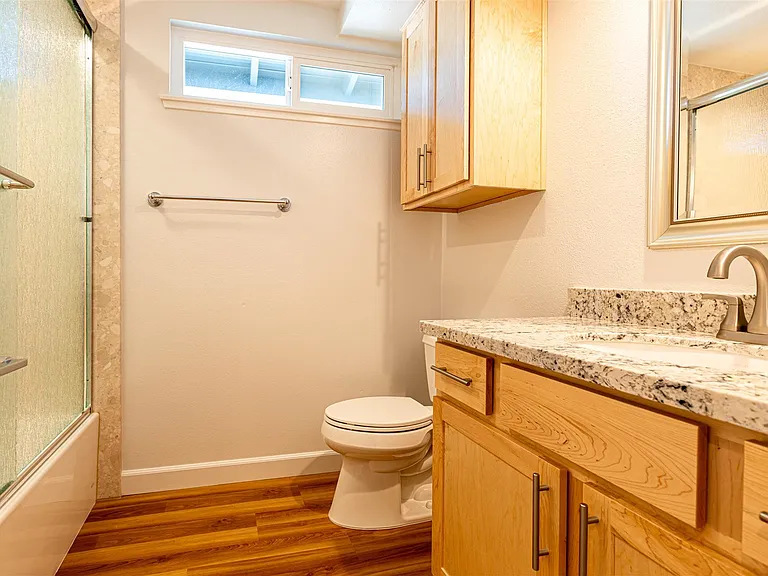 15951 Belfast Ln — Photo 14