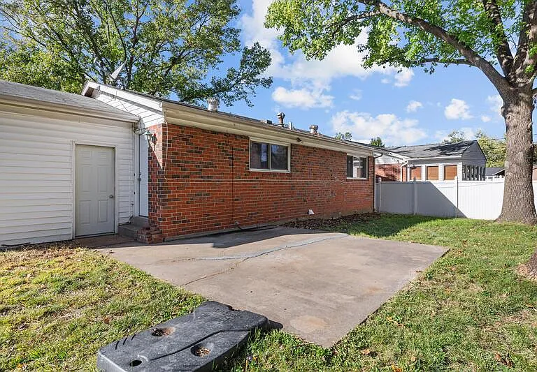3280 Brookshire Dr — Photo 15