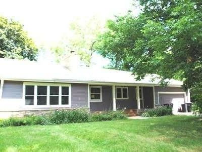 4930 S 92nd St, Greenfield, WI, 53228