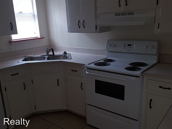 2nd image of 2506 8th Ave APT B