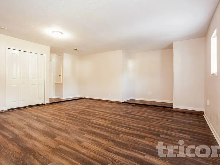12119 Fawnway Dr — Photo 4