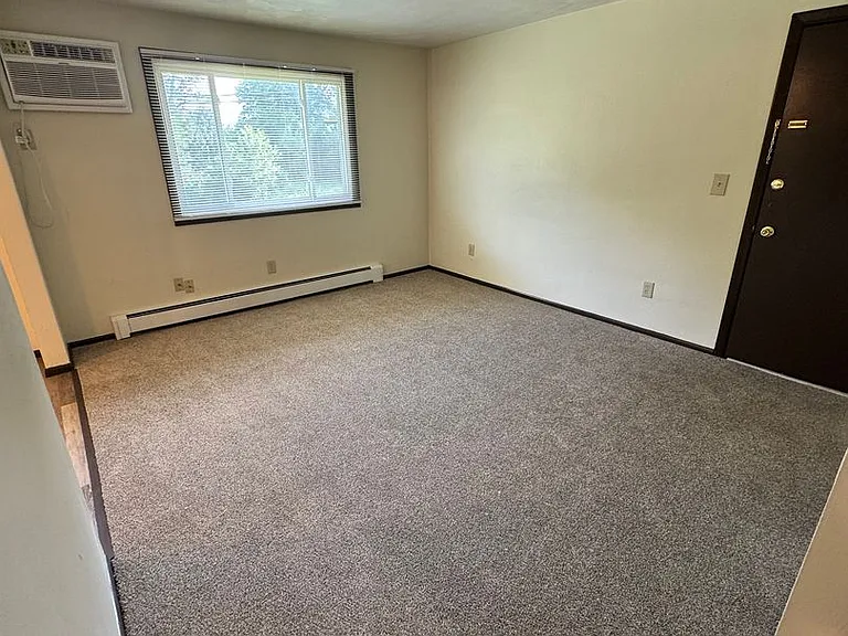 Mathews Road Apartments — Photo 2