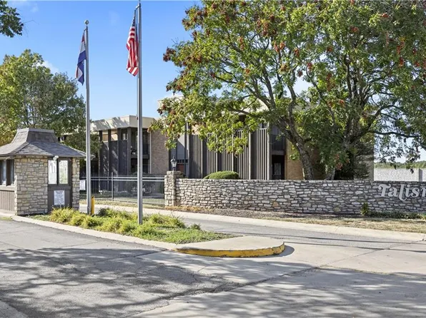 407 W 104th St APT A, Kansas City, MO 64114