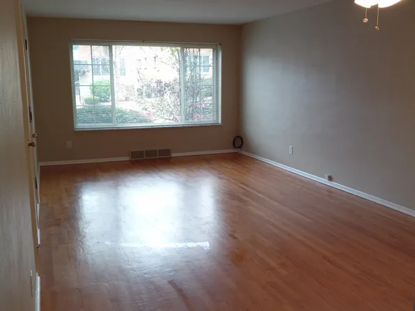 7320 Hampshire Dr #1, Saint Louis, MO 63109