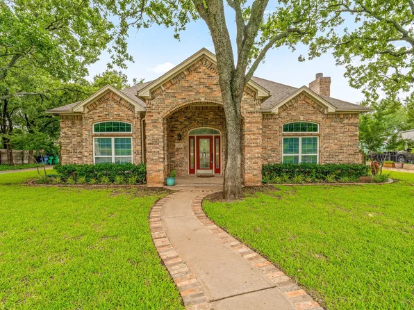 114 Fawn Trl, Graham, TX 76450