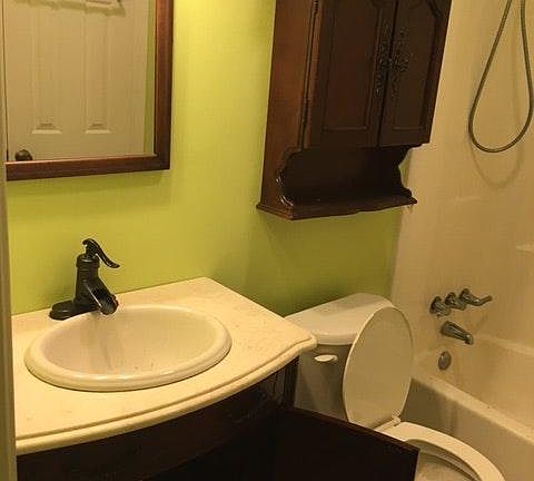 4th image of 1044 Wickford Ct