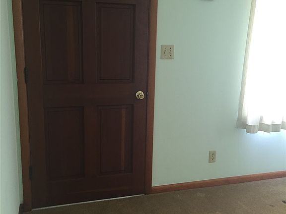 2nd image of 2482 W County Road 200 S