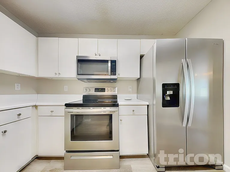 113 Ivy Brook Dr — Photo 4
