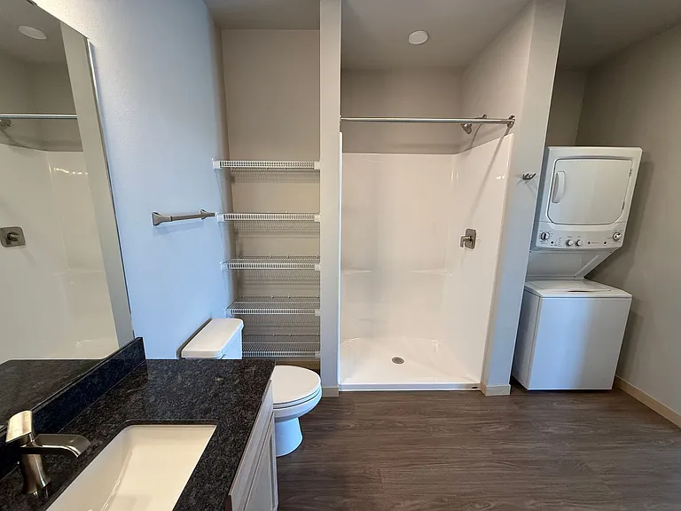 Mira Apartments — Photo 46