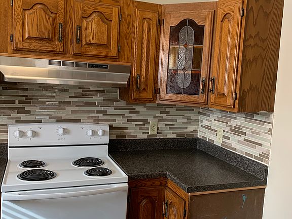 4th image of 11050 Shady Ln