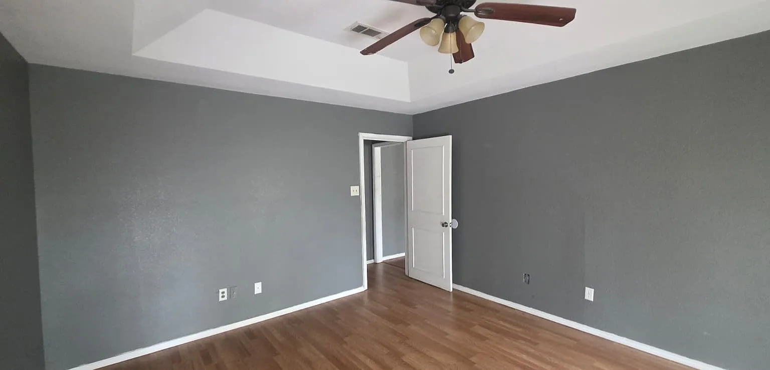 3 bed, 1770 sqft, $1,895 — Photo 2
