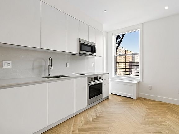 3rd image of 838 W End Ave APT 8B1