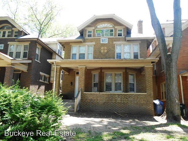1st image of 179 E 16th Ave