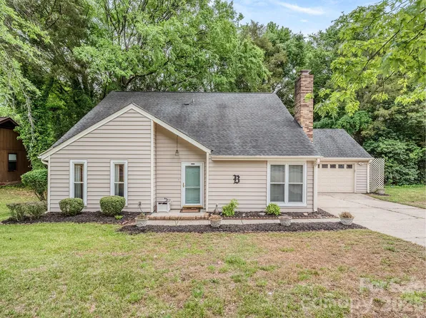 11707 Park Rd, Charlotte, NC 28226