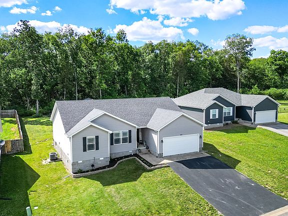 5th image of 441 Saint Cloud Ct