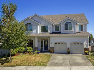 18341 Mount Townsend Dr NE, Poulsbo, WA 98370