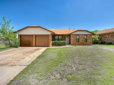 116 S English Dr, Moore, OK, 73160