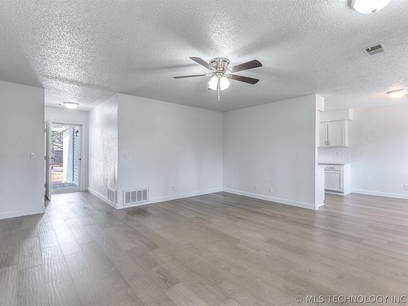 5th image of 3211 S 213th East Ave