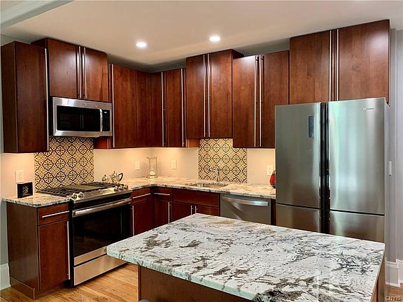 5th image of 377 W Onondaga St #201