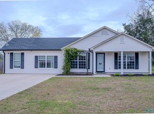 1502 Vest St SW, Hartselle, AL 35640