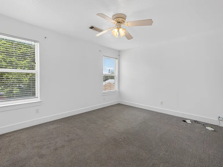 3144 Cockrell Ave — Photo 24