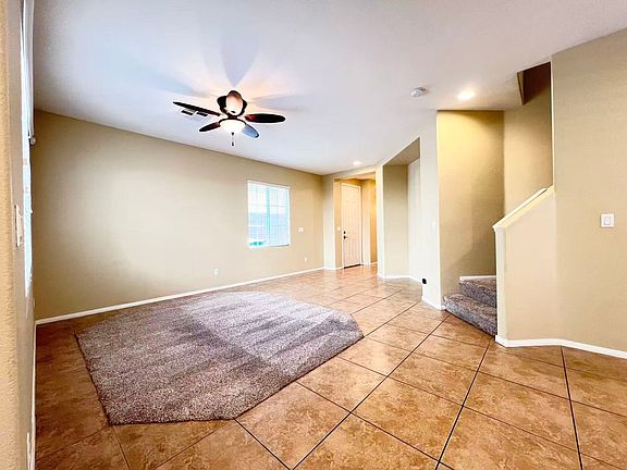 3rd image of 9868 Black Mulberry St