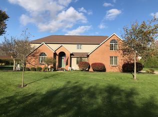 1128 Riverside Dr, Washington Court House, OH 43160