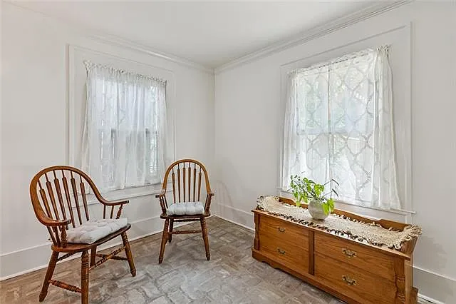 926 W 15th Ave — Photo 12