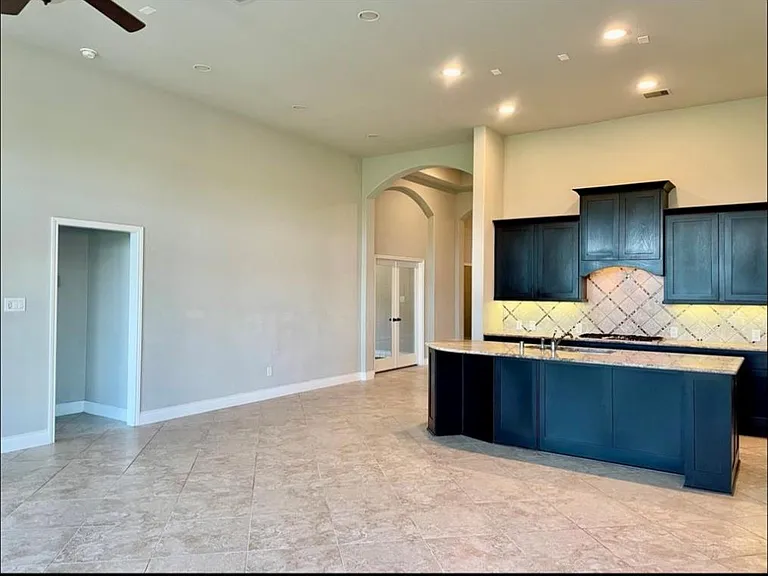 3323 Chandler Hollow Ln — Photo 9