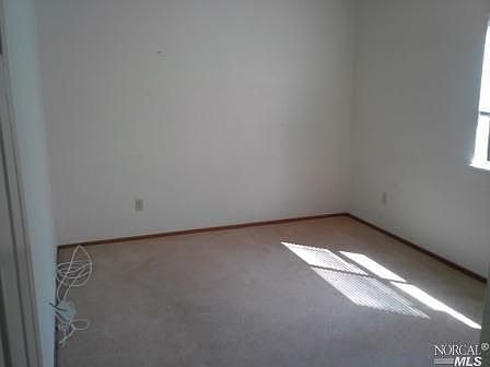 2nd image of 125 Westport Ln