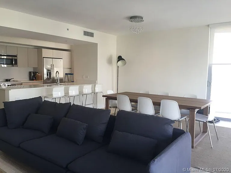 2600 E Hallandale Beach Blvd #2202 — Photo 8