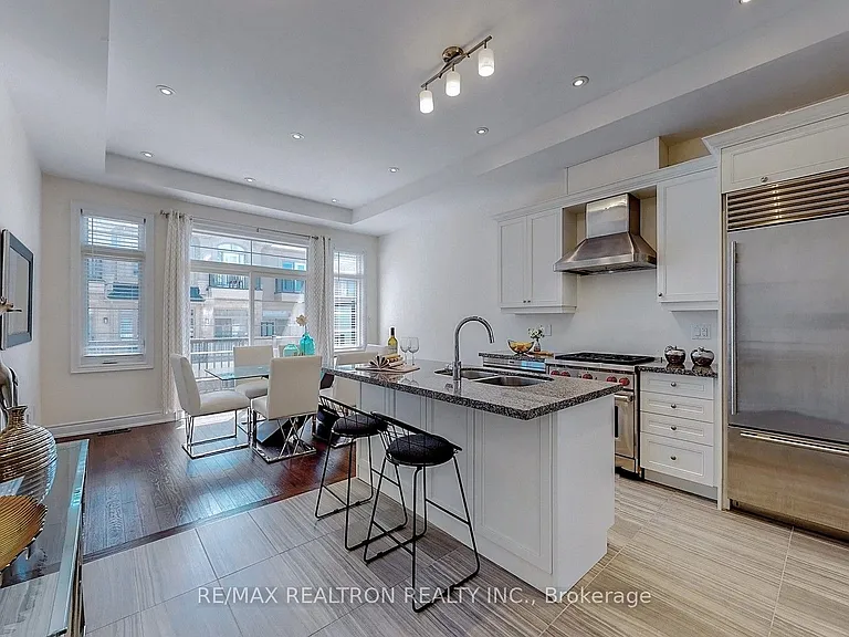 69 New Yorkton Ave — Photo 8