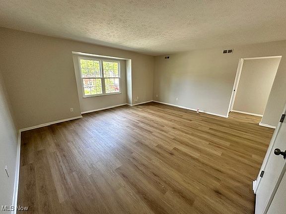 5th image of 2723 Pease Dr #A106