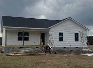 3403 State Highway 33 W, Grimesland, NC 27837