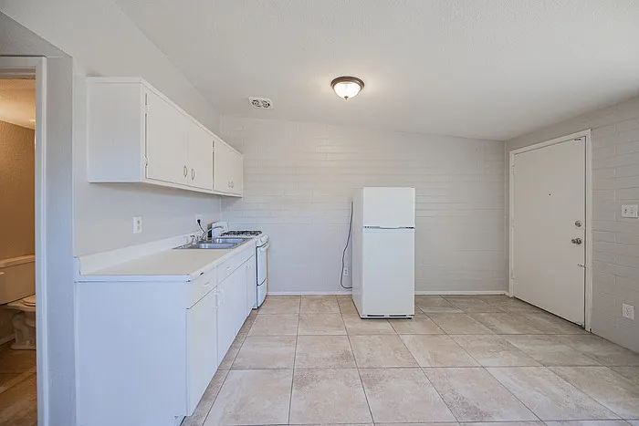 1017 S Mariana St #3 — Photo 6