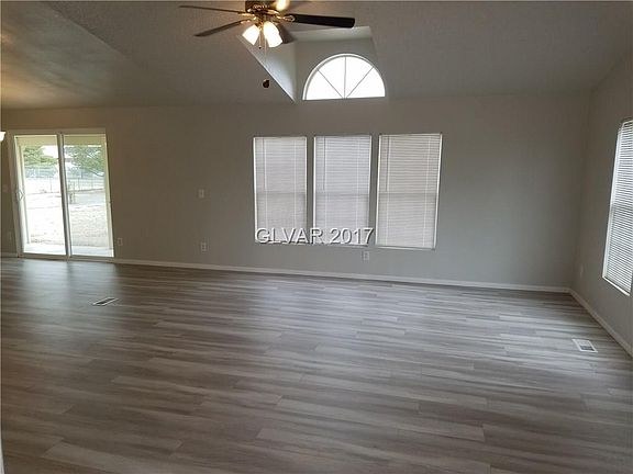 3rd image of 3241 National Ave