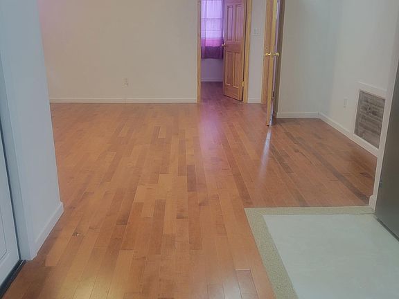 5th image of 201-14 42ave